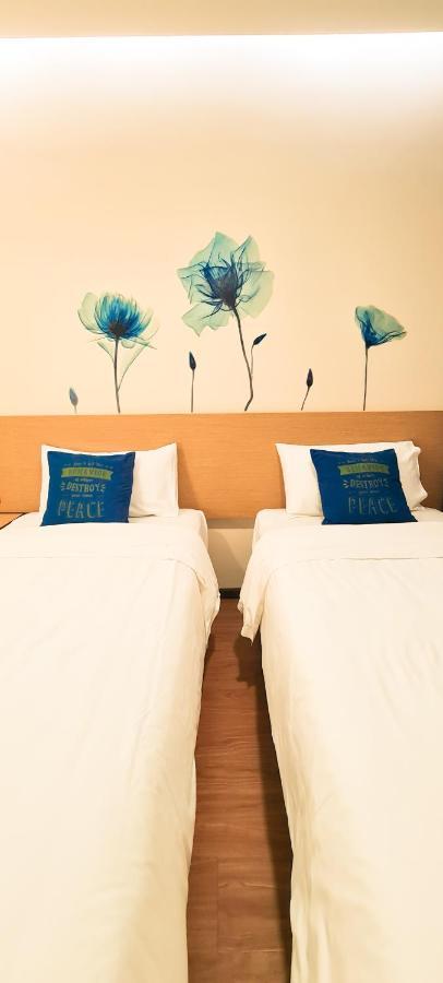 Qlio Hotel Кота Кинабалу Екстериор снимка